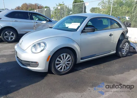 2012 Volkswagen Beetle Entry z USA, uszkodzony, nr VIN 3VWFP7AT0CM615475
